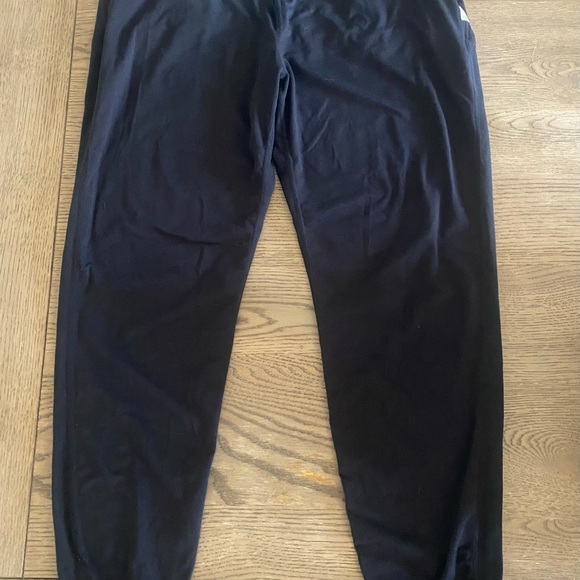 Vuori Black Recycled Joggers - Picture 1 of 4